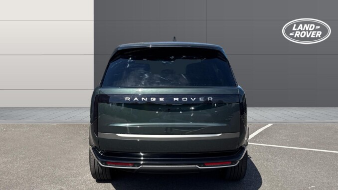 Land Rover Range Rover 3.0 D300 Westminster Edition 4dr Auto Diesel Estate - Image 6